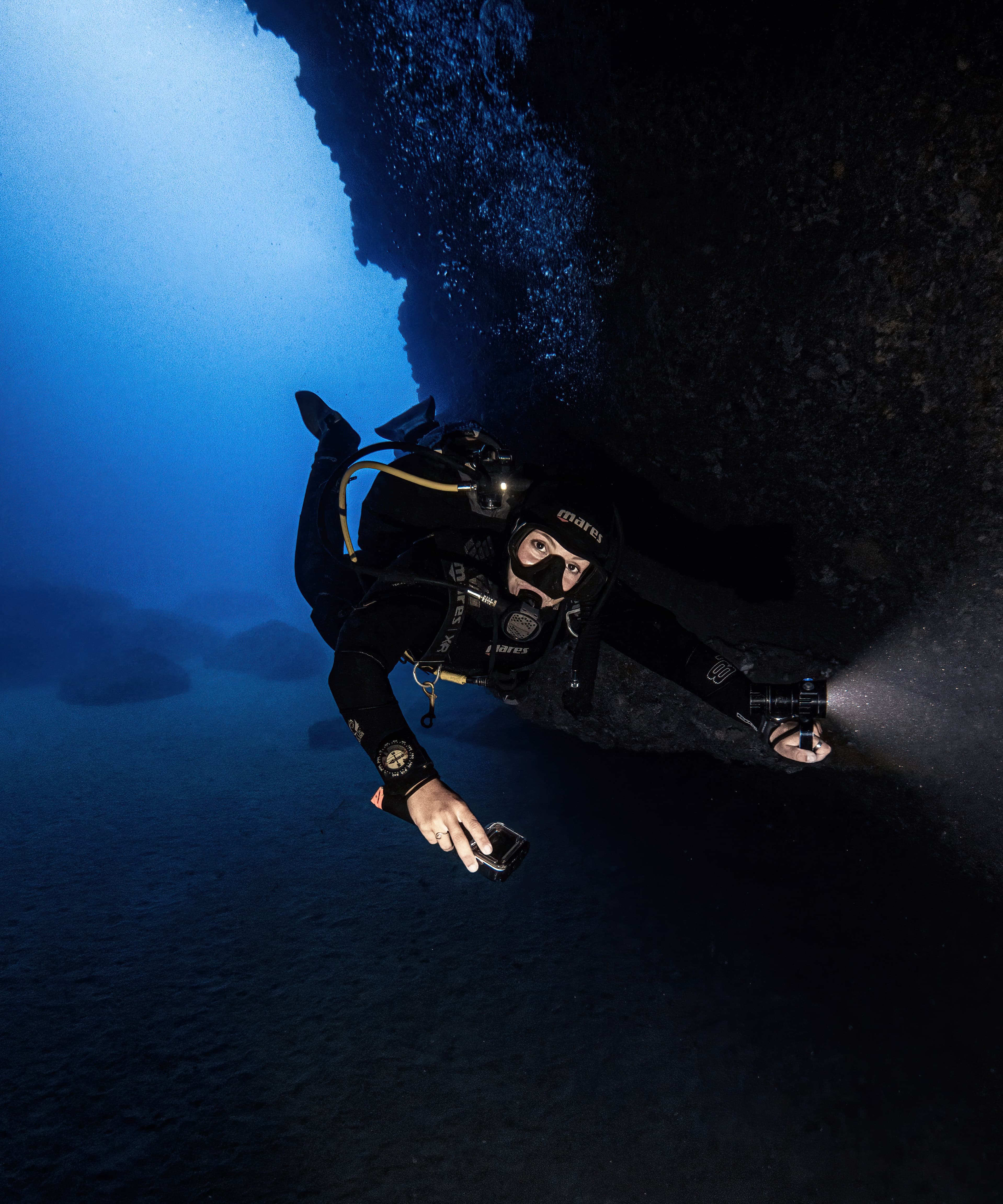 DOUBLE DIVES WITH GUIDE